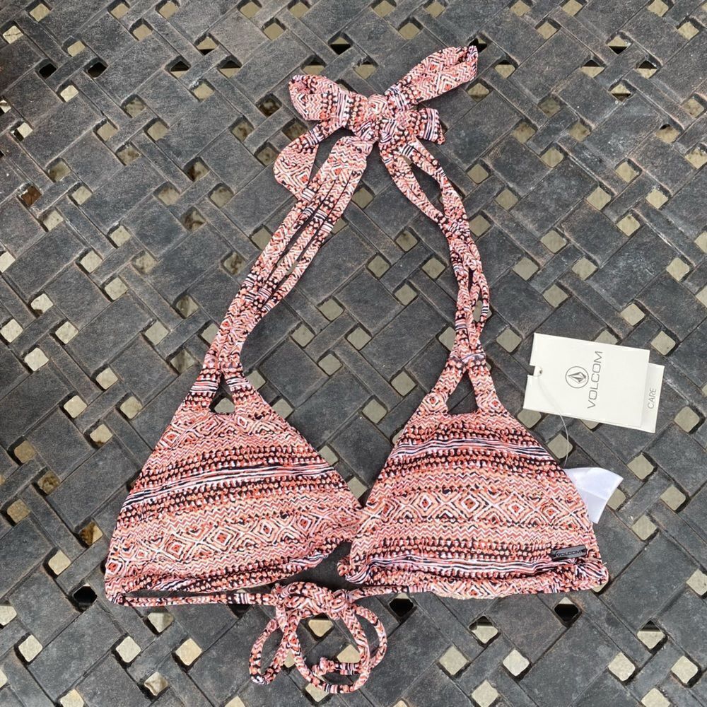 Volcom NWT Wild Daze Orange/Black/White Triangle Bikini Top Size Small.